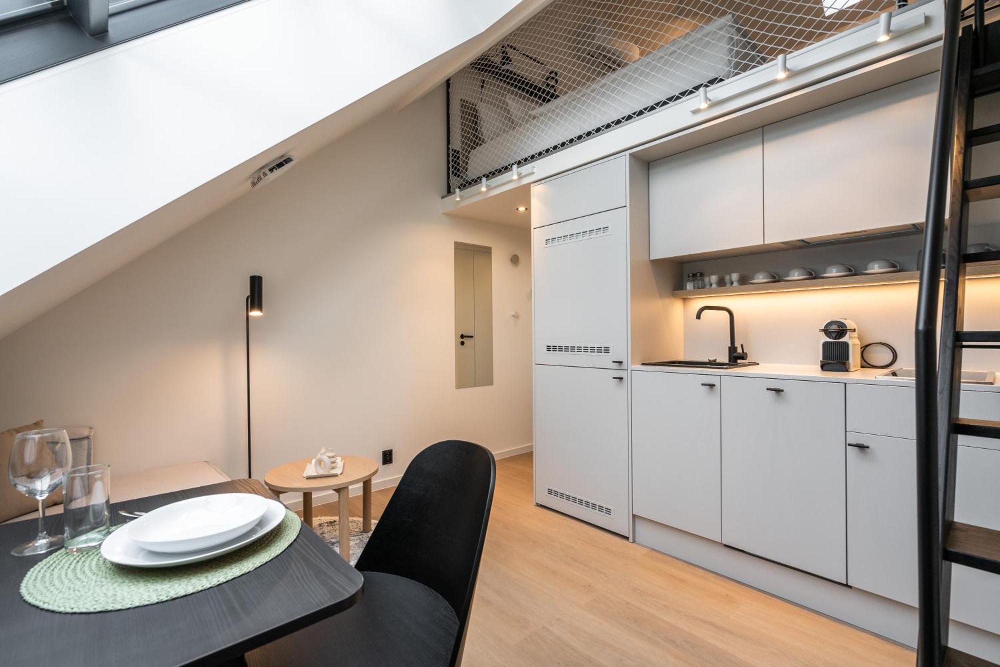 Honest Karlin Aparthotel Πράγα Δωμάτιο φωτογραφία