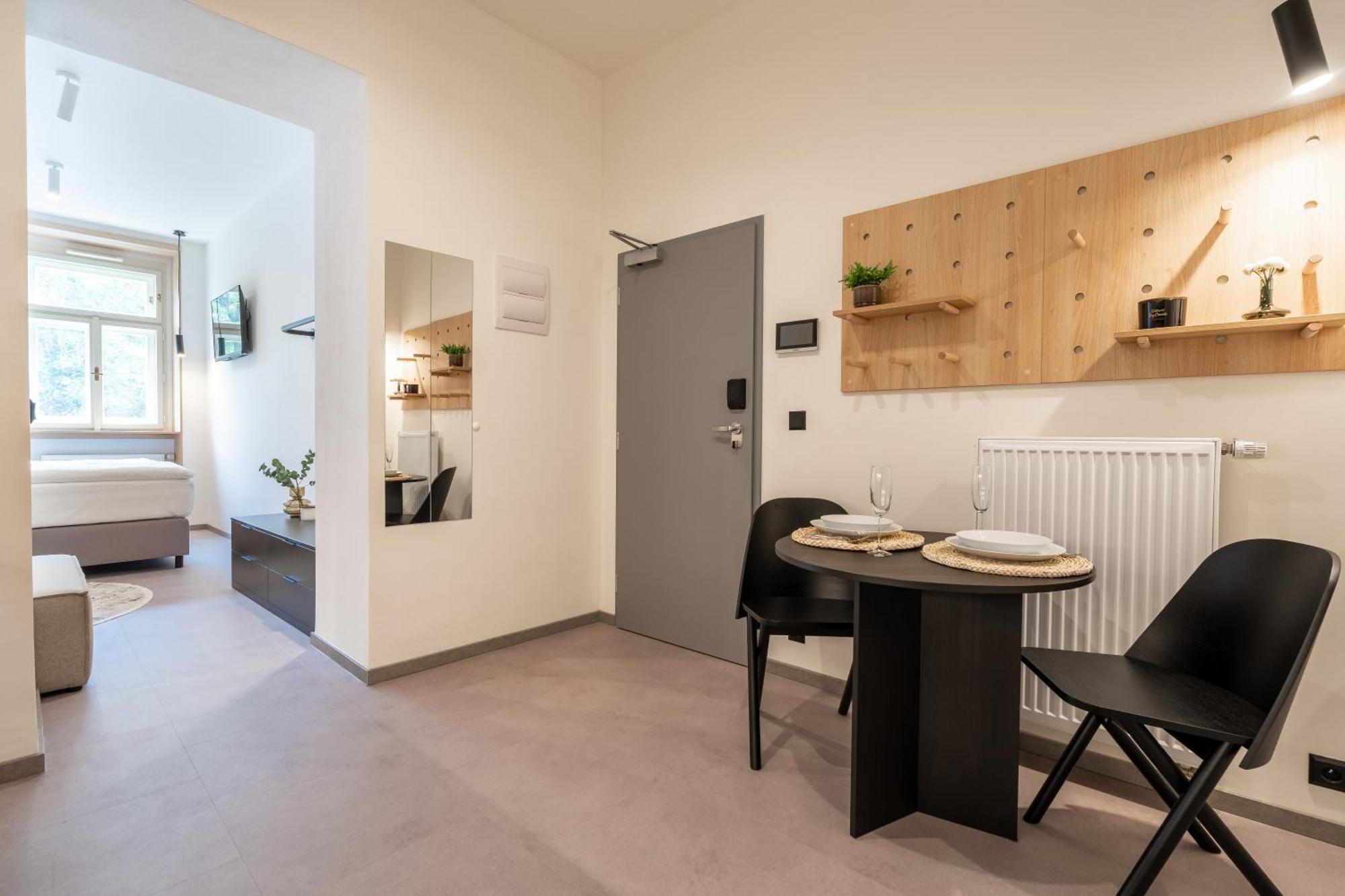 Honest Karlin Aparthotel Πράγα Δωμάτιο φωτογραφία