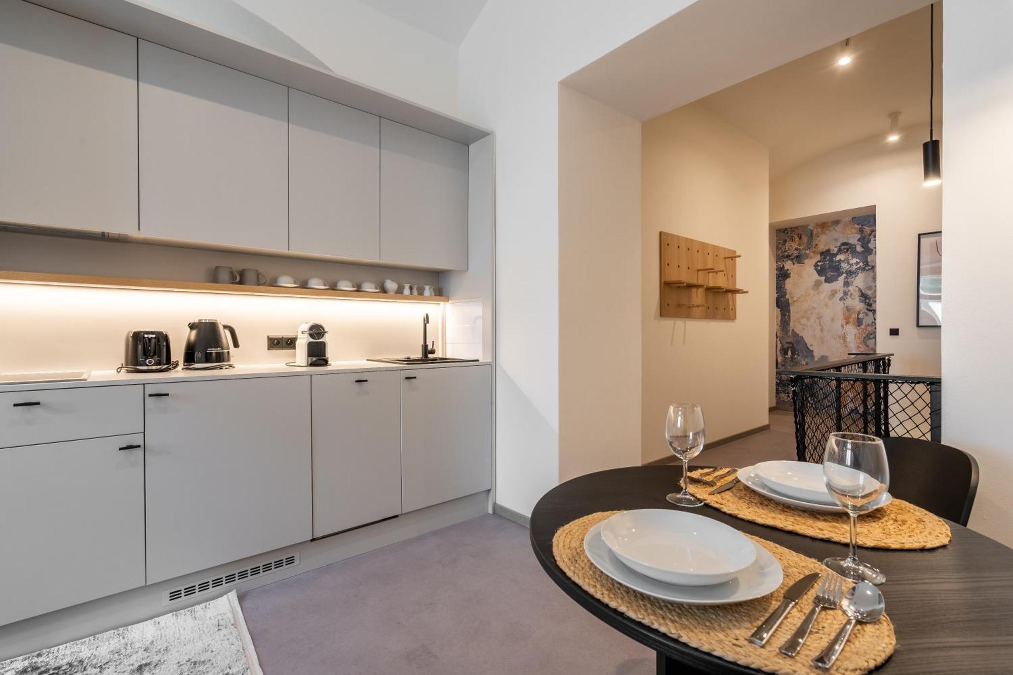 Honest Karlin Aparthotel Πράγα Δωμάτιο φωτογραφία