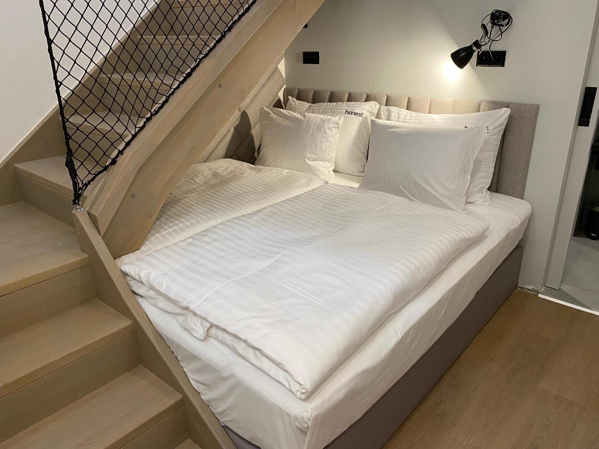Honest Karlin Aparthotel Πράγα Δωμάτιο φωτογραφία